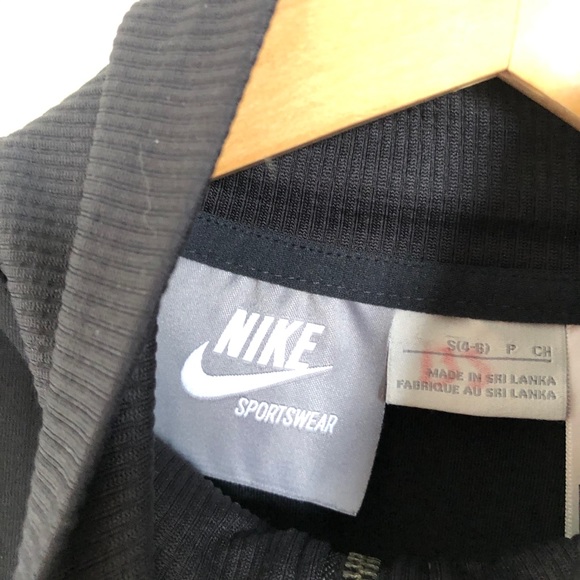 Nike fitted jacket - Picture 4 of 5